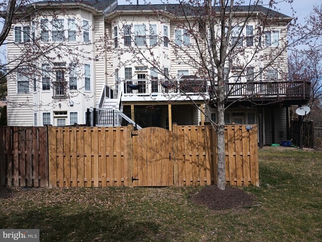 Building Photo - 42133 Fremont Preserve Square