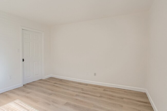 Building Photo - 4400 S Quebec St