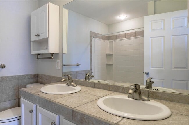 Building Photo - 6601 Netties Ln