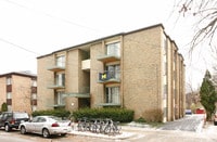 Building Photo - Lion