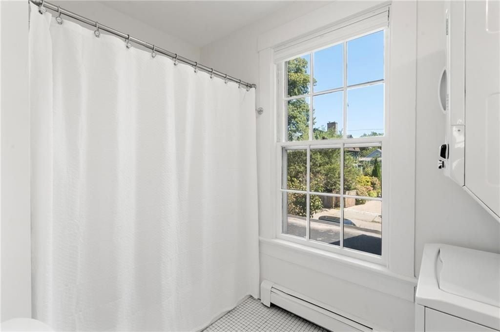 Building Photo - 58 Washington St