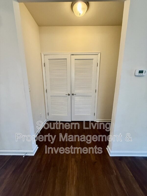 Building Photo - 9516 Birkwood Ct