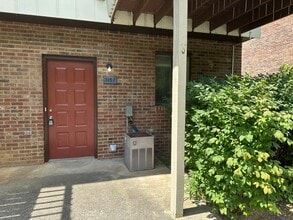 Building Photo - 1 Bedroom / 1  Bath Townhome Kingsport TN
