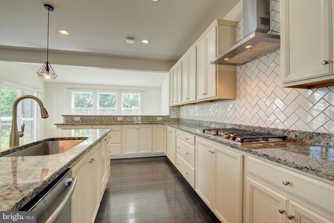 Building Photo - 23685 Kilkerran Dr