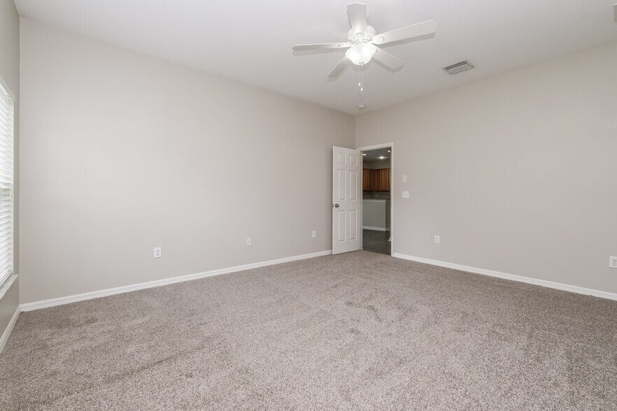 Building Photo - 10337 Celtic Ash Dr