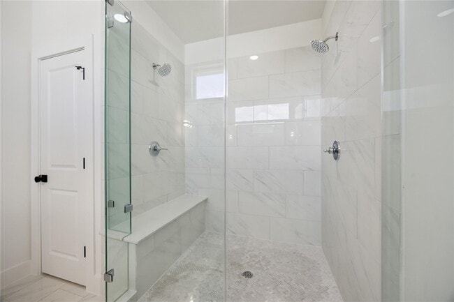 Building Photo - 835 Rachel St