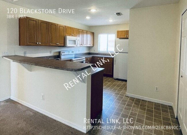 Building Photo - 120 Blackstone Dr