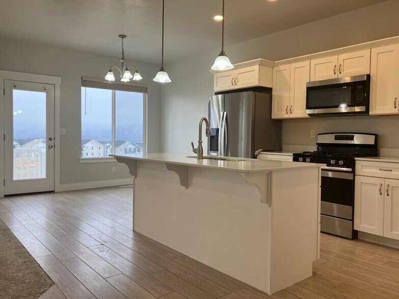 Building Photo - 4308 W Hemsley Ln