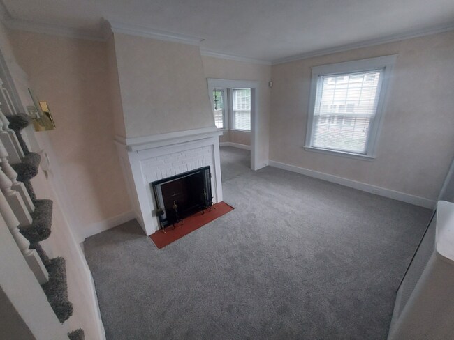 Building Photo - 117 Morningside Rd