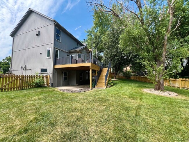 Building Photo - SEE IT NOW: Stunning 4-Bedroom Home on a Q...