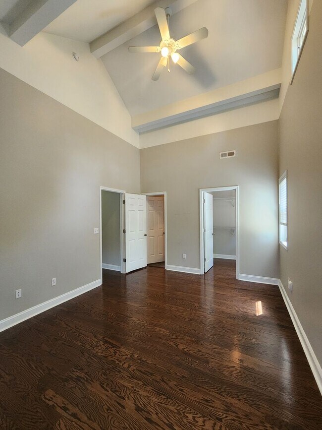 Building Photo - Montford Rental-Asheville