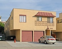 Building Photo - 1046 S Wooster #4