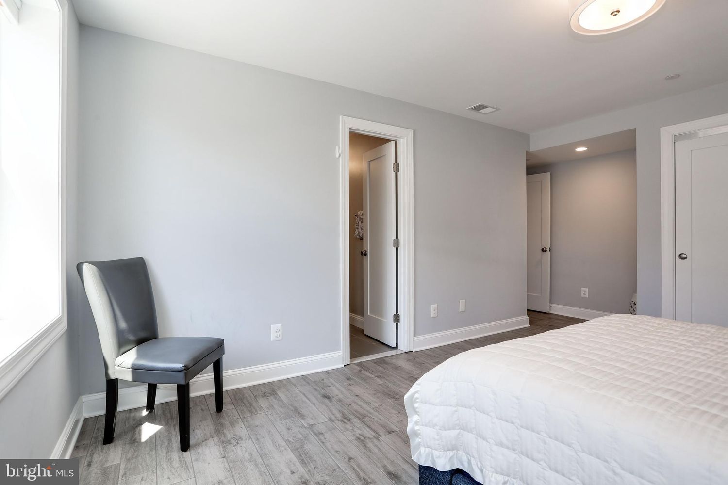 Building Photo - 414 Varnum St NW
