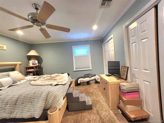 Building Photo - 244 Martin Dr