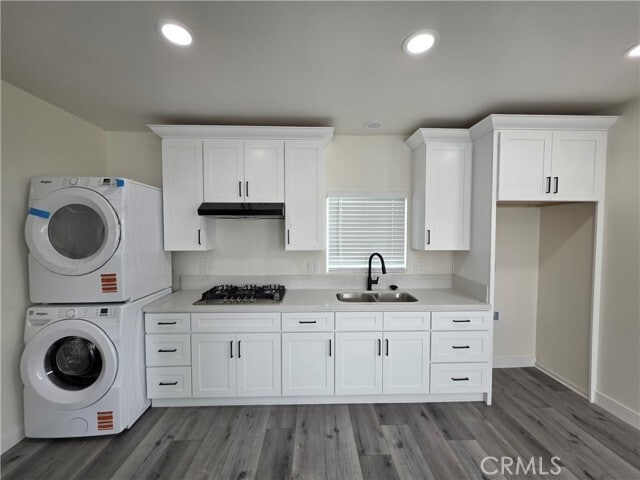 Building Photo - 9531 Mallard Ave