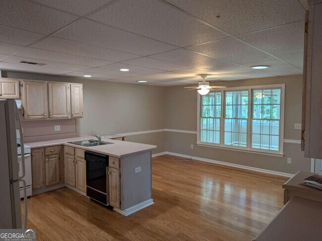 Building Photo - 1785 Brambletts Walk