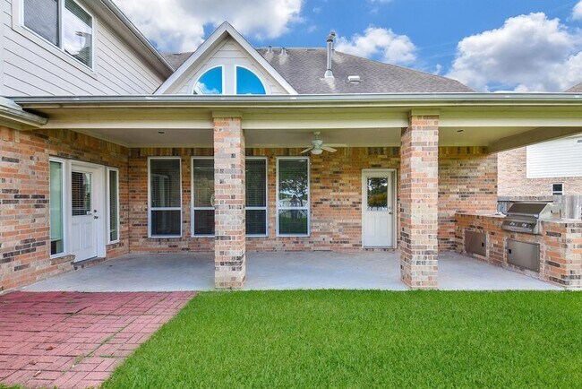 Building Photo - 2403 Galleon Point Ct