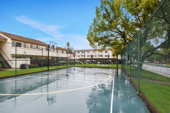 Building Photo - Welcome to Valley Crest Condos!
