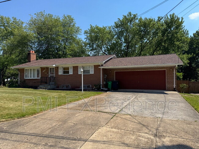 Building Photo - 3203 Amador Dr
