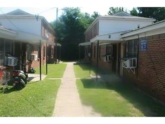 Building Photo - Manassas Apartments