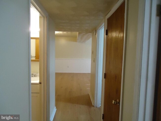 Building Photo - 515 Pleasants Dr