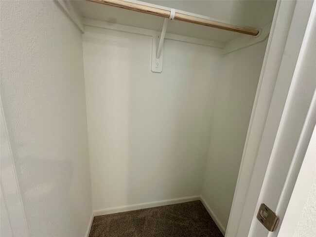 Building Photo - 13310 Rayhill Dr