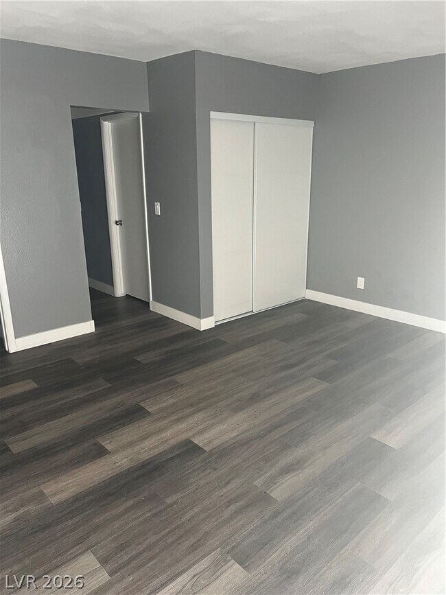 Building Photo - 3344 Medina Ct