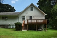 Building Photo - 50 Baron De Hirsch Rd