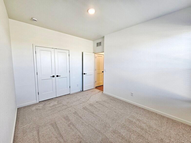 Building Photo - 21470 E 58th Ave