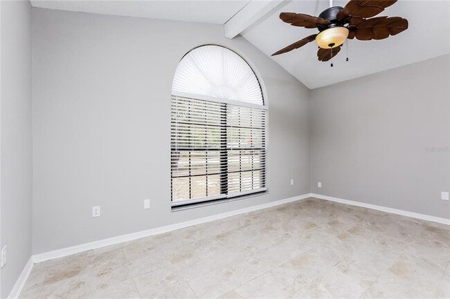 Building Photo - 231 Lago Vista St
