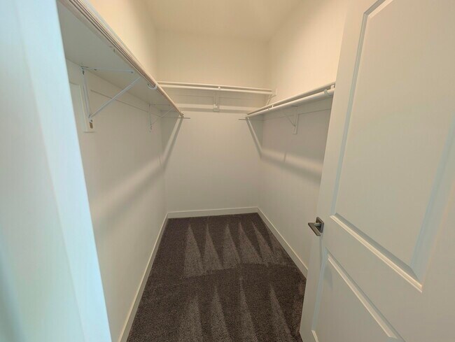 Building Photo - 30100 San Joaquin Dr