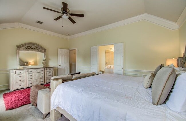 Building Photo - 3219 Leila Oaks Dr