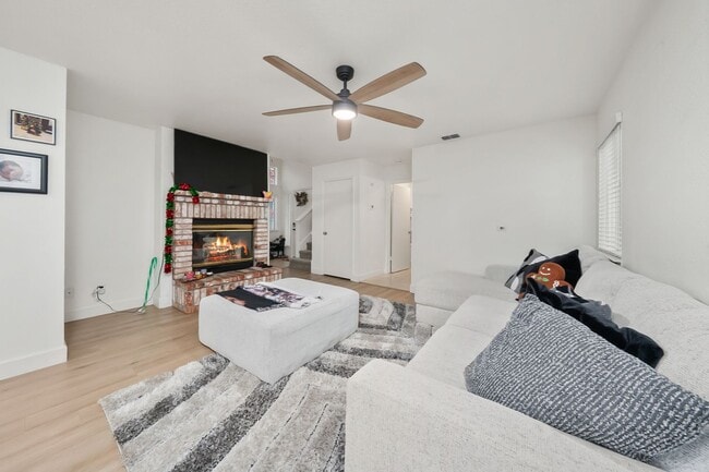 Building Photo - 8105 Prior Way