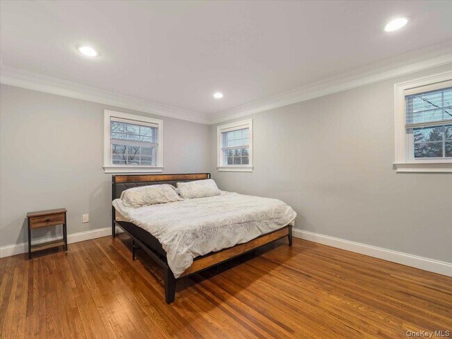 Building Photo - 5 Indian Dr