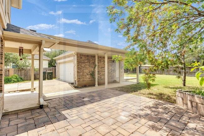 Building Photo - 150 Abbey Dr