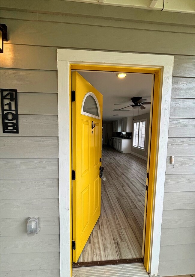 Building Photo - 410 McPhail St