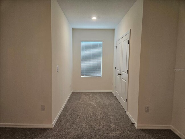 Building Photo - 11115 Crescent Deer Dr