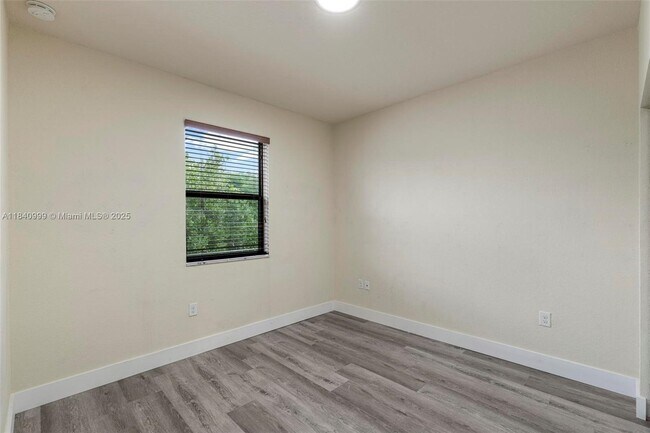 Building Photo - 9329 SW 227th Terrace