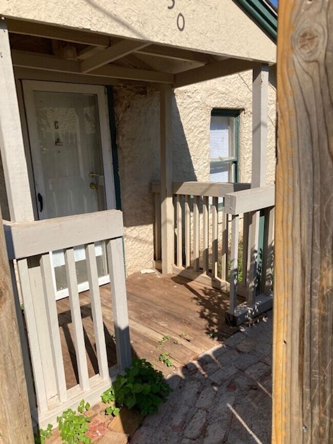 Building Photo - Cute 1 bed/1 bath