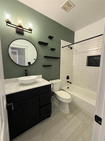 Building Photo - 9813 Hedge Bell Dr