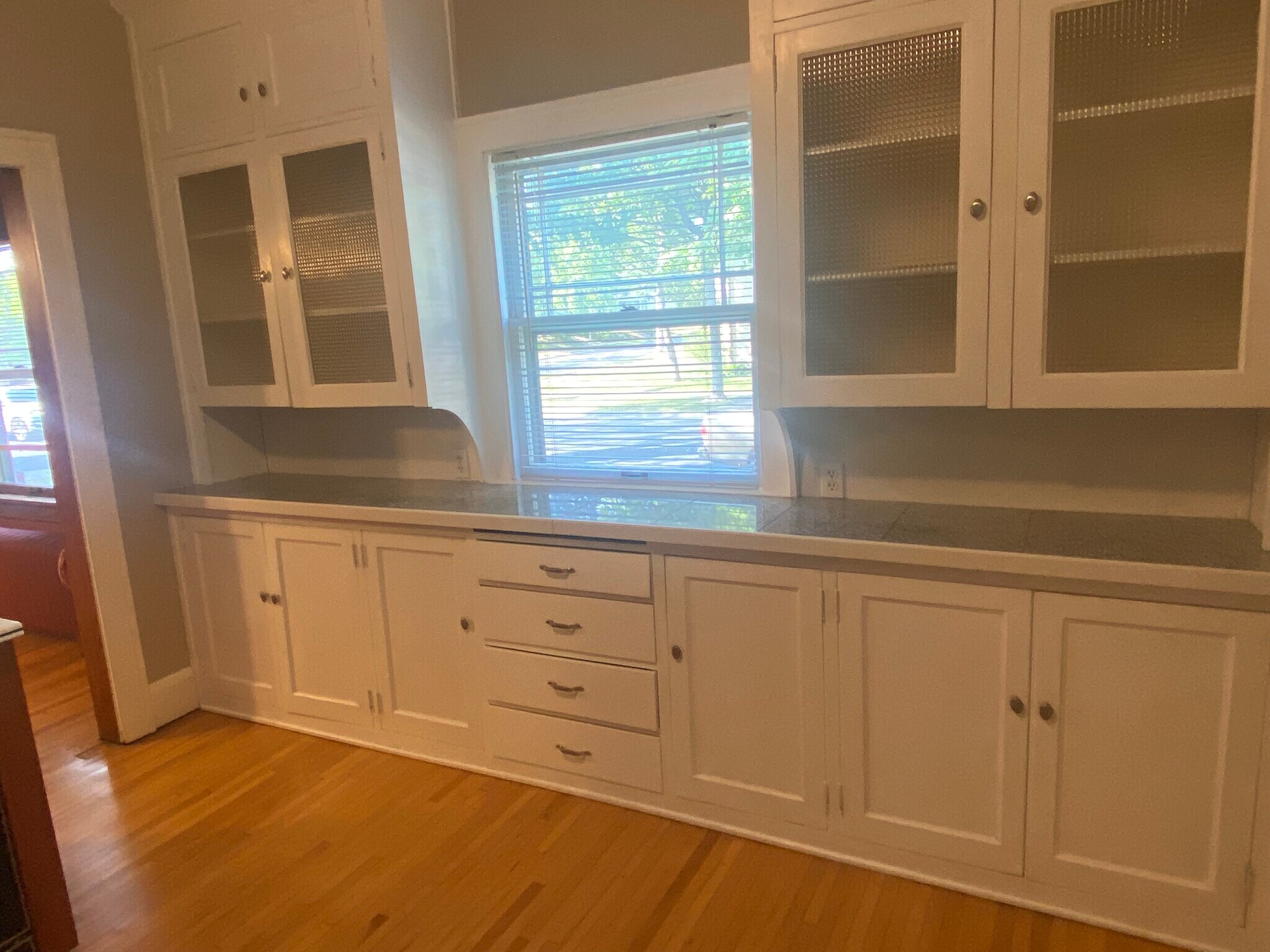 Kitchen - 3401 Emerson Ave S