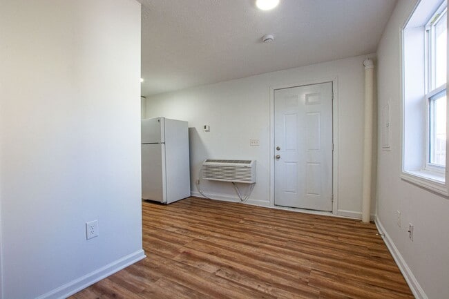 Building Photo - 2415 E Street