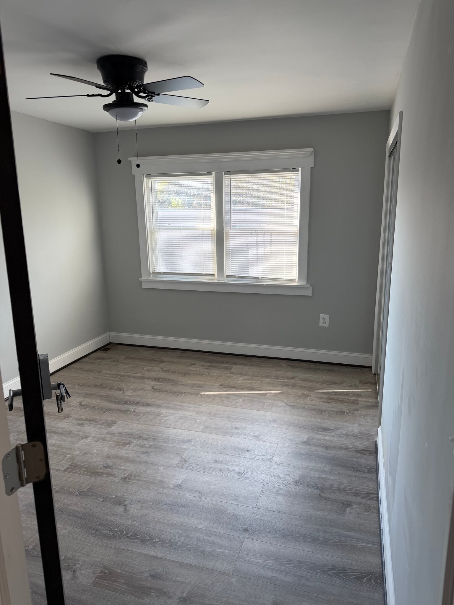 Building Photo - 3236 Lohrs Ln