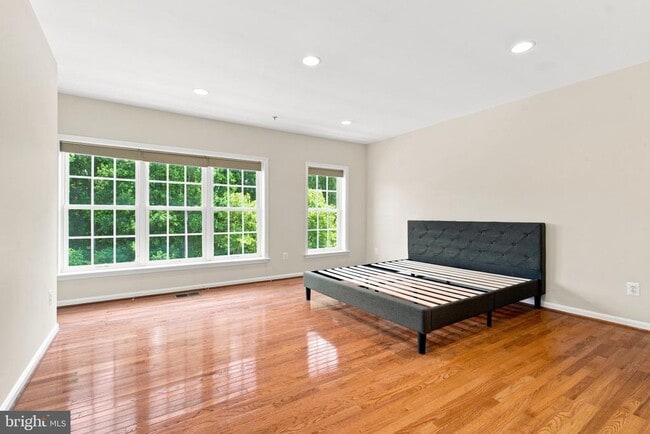 Building Photo - 4523 Whittemore Pl