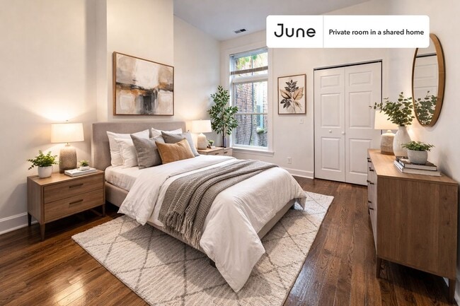 Building Photo - 20 S Seeley Ave