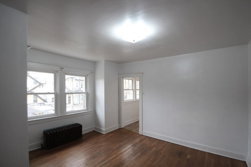 Building Photo - 311 Franklin Ave