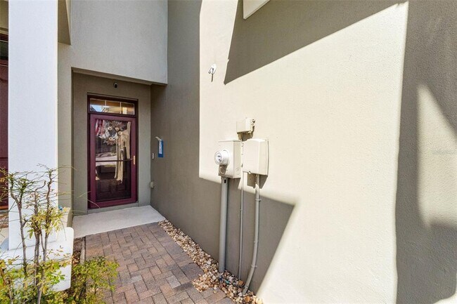 Building Photo - 10685 Whittington Ct