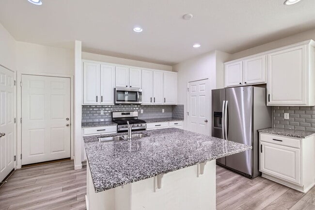 Building Photo - 6437 Crossdrum Point