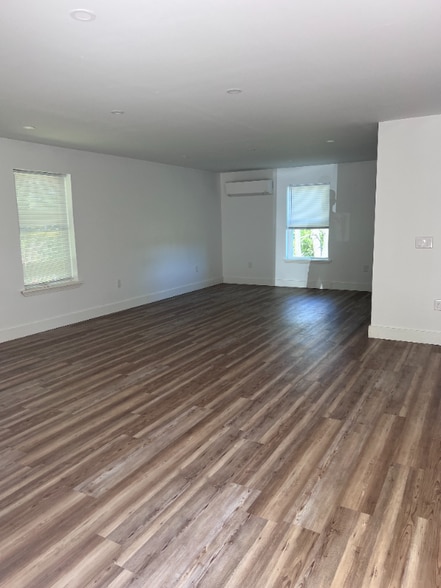 Building Photo - 209 Emerson Mill Rd