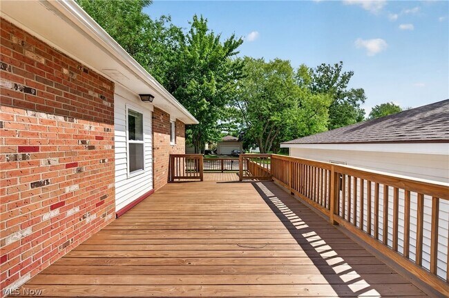 Building Photo - 1626 S Carpenter Rd